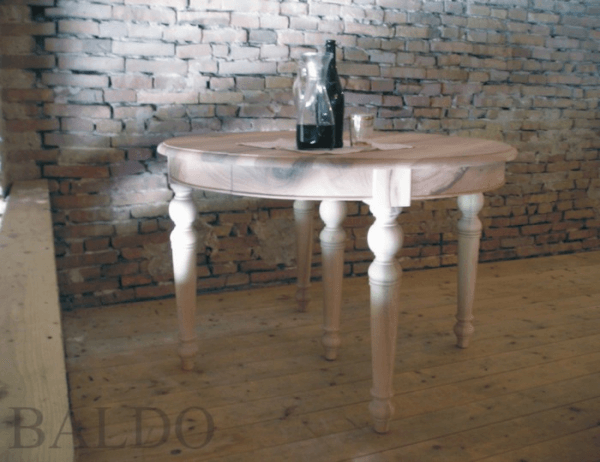Classic Round dining table